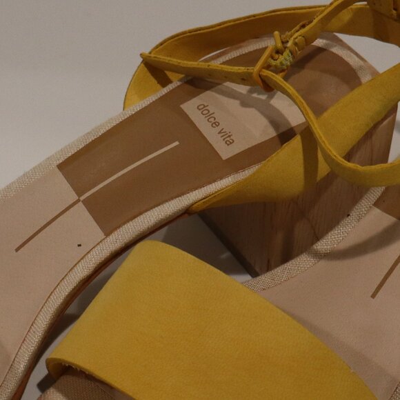 Dolce Vita Open Toe Heel - Size 8 - Picture 7 of 8